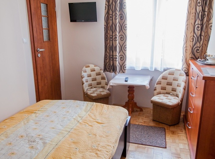 Pokoje gościnne U Mirka pokój nr.1 dwuosobowy z łazienką?v=1.0